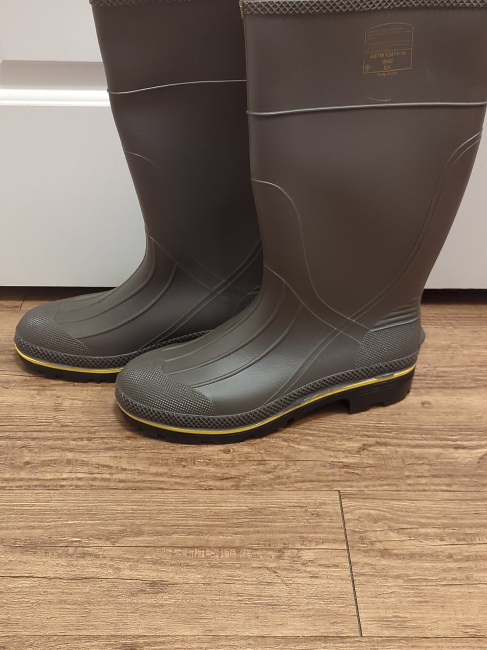 Servus Steel Toe Boots - Picture 3 of 7